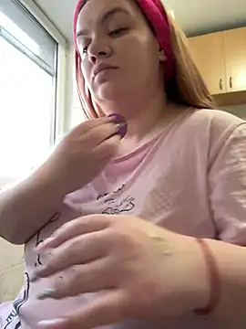 Snapshot of MelanieBrownn chatting on February 13, 2025, 6:20 am MelanieBrownn online show from February 13, 2025, 6:20 am