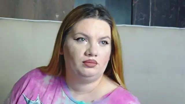 Snapshot of MelanieBrownn chatting on January 6, 2026, 7:01 am MelanieBrownn online show from January 6, 2026, 7:01 am