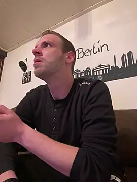 Snapshot of privat-official chatting on December 26, 2024, 8:42 pm privat-official online show from December 26, 2024, 8:42 pm