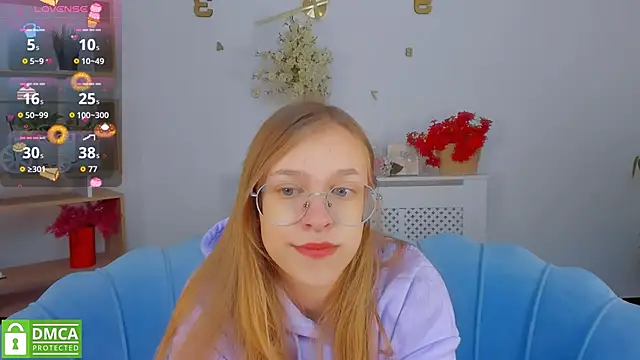 Snapshot of LayriantaVee chatting on October 2, 2025, 6:17 am LayriantaVee online show from October 2, 2025, 6:17 am