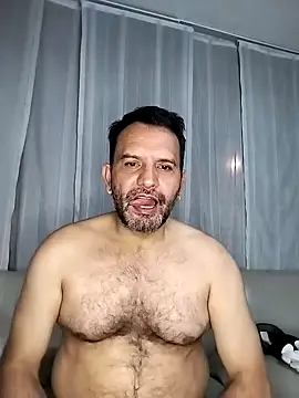 RogueTraveler online show from February 8, 2025, 2:36 am