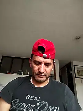 RogueTraveler online show from March 18, 2025, 6:28 pm