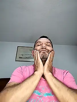 RogueTraveler online show from September 29, 2025, 3:57 am