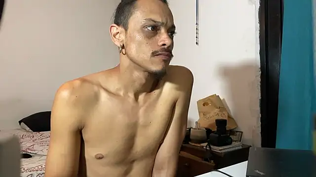 villanocat online show from January 31, 2025, 3:20 am