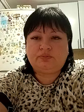 Snapshot of Marina376 chatting on November 3, 2025, 9:18 pm Marina376 online show from November 3, 2025, 9:18 pm