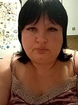 Snapshot of Marina376 chatting on November 28, 2025, 9:37 pm Marina376 online show from November 28, 2025, 9:37 pm