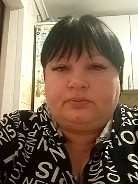 Snapshot of Marina376 chatting on February 12, 2025, 8:50 pm Marina376 online show from February 12, 2025, 8:50 pm