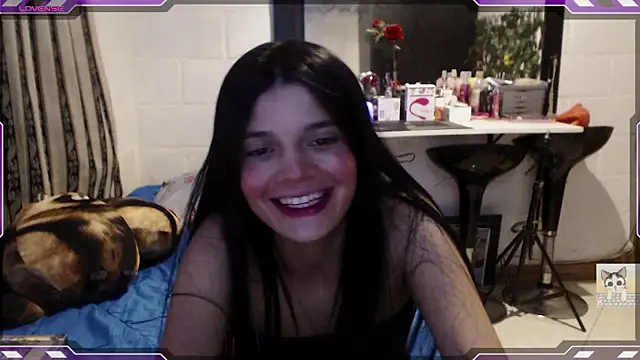 Snapshot of Sarahgin chatting on January 13, 2025, 7:20 pm Sarahgin online show from January 13, 2025, 7:20 pm