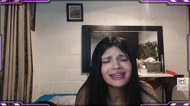 Snapshot of Sarahgin chatting on January 25, 2025, 1:30 pm Sarahgin online show from January 25, 2025, 1:30 pm