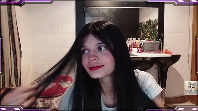 Snapshot of Sarahgin chatting on January 11, 2025, 12:29 pm Sarahgin online show from January 11, 2025, 12:29 pm