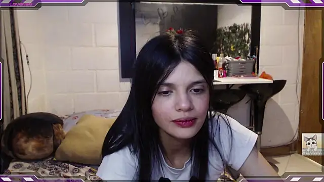 Snapshot of Sarahgin chatting on January 11, 2025, 3:31 pm Sarahgin online show from January 11, 2025, 3:31 pm
