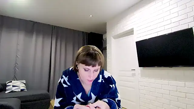 Daniella Lorente online show from February 9, 2026, 11:58 pm