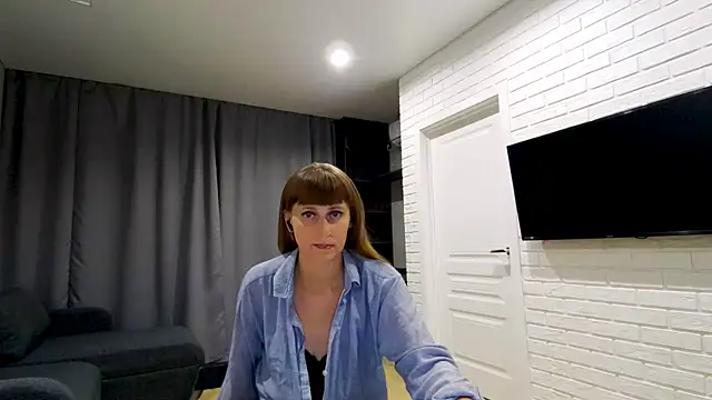 Daniella Lorente online show from July 4, 2026, 11:53 pm