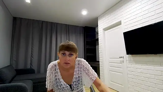 Daniella Lorente online show from June 26, 2026, 9:31 pm