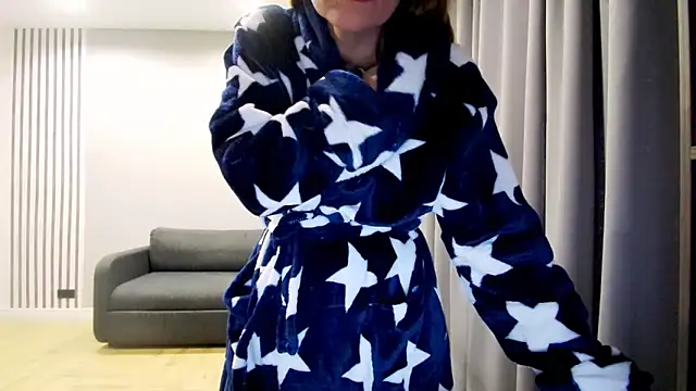 Snapshot of Daniella_Lorente chatting on February 17, 2025, 5:14 am Daniella Lorente online show from February 17, 2025, 5:14 am