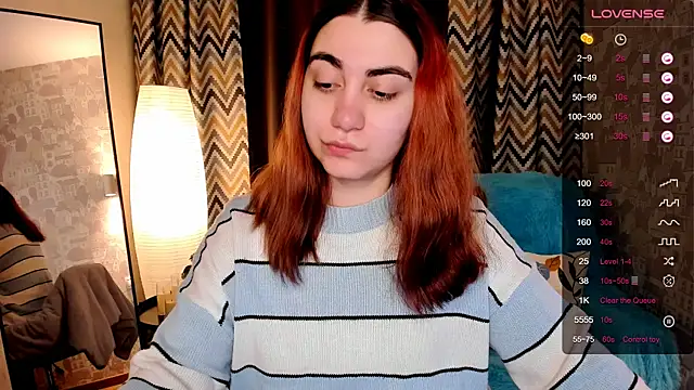 hannacheekss  online show from November 18, 2025, 2:05 am