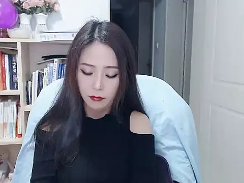 Snapshot of SuSushi728 chatting on February 24, 2026, 3:24 pm SuSushi728 online show from February 24, 2026, 3:24 pm