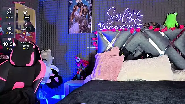 SolBeaumont1 online show from July 13, 2026, 7:13 pm