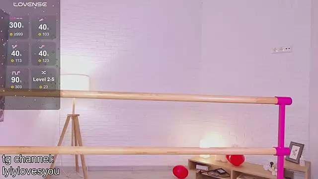 Snapshot of lylylovesyou chatting on February 20, 2026, 7:21 am lylylovesyou online show from February 20, 2026, 7:21 am