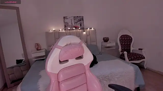 yenny garcia online show from April 14, 2026, 4:45 pm