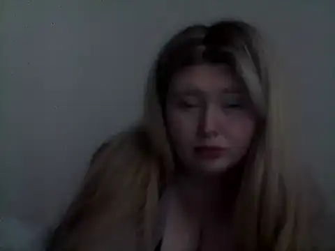 Snapshot of lilah-xo chatting on March 6, 2025, 8:27 pm lilah-xo online show from March 6, 2025, 8:27 pm