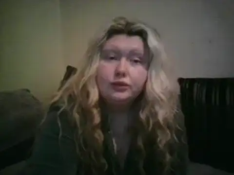 Snapshot of lilah-xo chatting on December 30, 2024, 12:22 am lilah-xo online show from December 30, 2024, 12:22 am