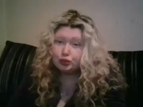 Snapshot of lilah-xo chatting on December 28, 2024, 11:26 pm lilah-xo online show from December 28, 2024, 11:26 pm