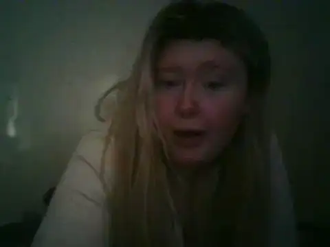 Snapshot of lilah-xo chatting on February 18, 2025, 8:14 pm lilah-xo online show from February 18, 2025, 8:14 pm