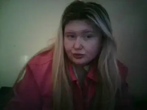 Snapshot of lilah-xo chatting on February 18, 2025, 4:03 pm lilah-xo online show from February 18, 2025, 4:03 pm