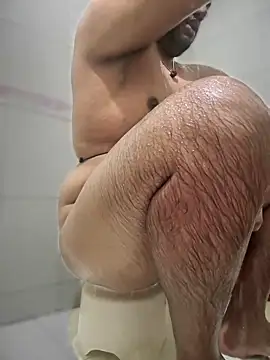 ved240 online show from March 13, 2025, 11:51 am