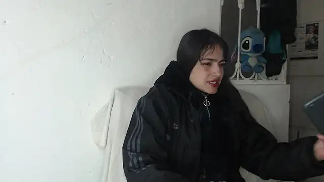 skinny sweet2411 online show from October 16, 2025, 5:49 am