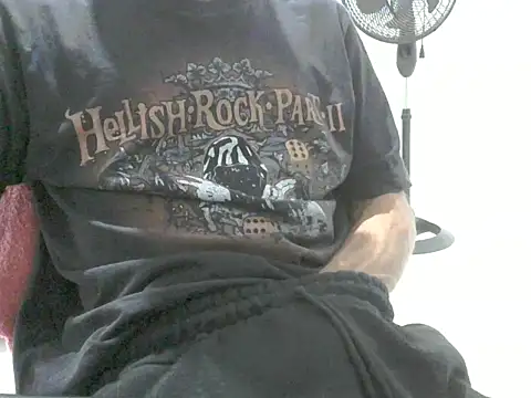 Snapshot of bbehemothh chatting on March 17, 2025, 11:46 pm bbehemothh online show from March 17, 2025, 11:46 pm