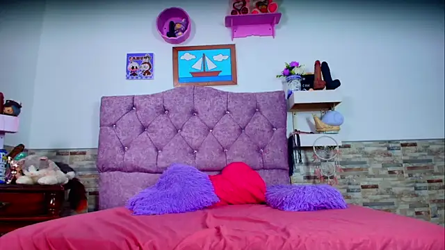 Melannytaylor online show from September 27, 2025, 7:42 pm