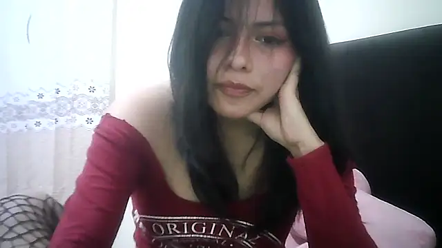 Snapshot of Elsa_sweet chatting on February 5, 2025, 3:23 am Elsa sweet online show from February 5, 2025, 3:23 am