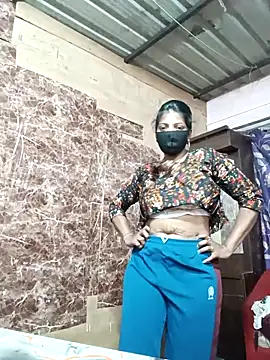 queensenorita online show from March 27, 2026, 8:22 am