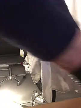 Snapshot of Inseminator69 chatting on March 16, 2025, 10:00 am Inseminator69 online show from March 16, 2025, 10:00 am