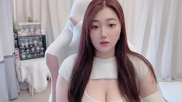 Stars Elyn online show from December 18, 2024, 5:04 am