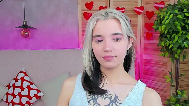 as1an girlfriend online show from February 24, 2025, 7:11 am