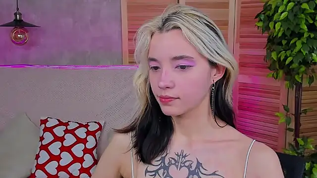 as1an girlfriend online show from March 11, 2025, 6:30 am