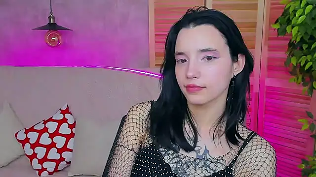 as1an girlfriend online show from March 20, 2025, 3:56 am