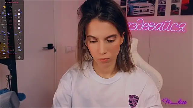 Snapshot of _ni_kiss chatting on September 23, 2025, 6:59 pm ni kiss online show from September 23, 2025, 6:59 pm