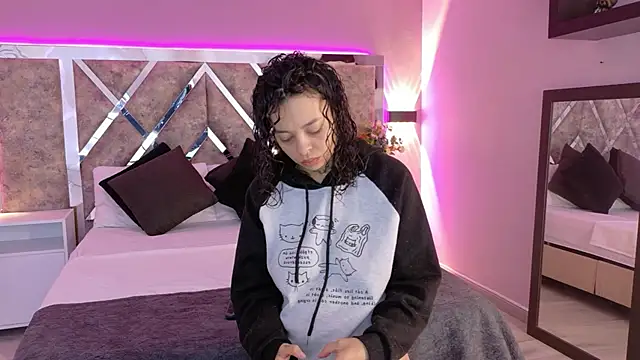 KatherineGomez online show from May 23, 2026, 2:43 am