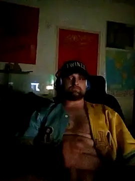 Snapshot of Ozomitro chatting on March 19, 2025, 10:31 pm Ozomitro online show from March 19, 2025, 10:31 pm