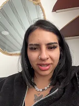 Hilary pinkk online show from February 1, 2026, 10:08 pm