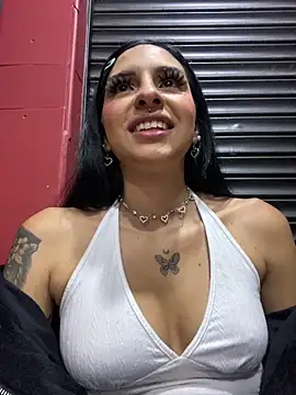 Hilary pinkk online show from March 14, 2025, 1:37 am