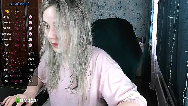 Your small bunny online show from February 10, 2025, 4:41 am