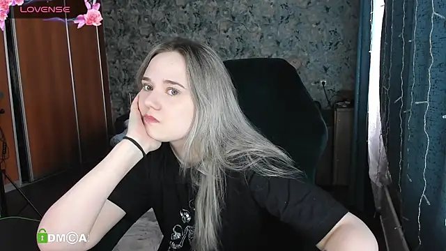 Your small bunny online show from March 11, 2025, 6:19 am