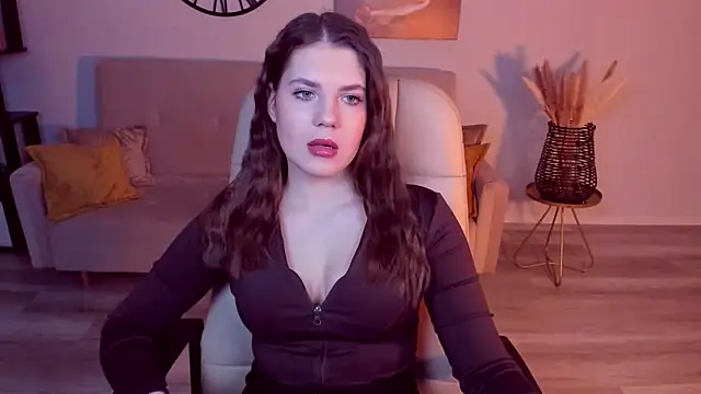 BellaSweetHeart online show from February 13, 2026, 10:15 am