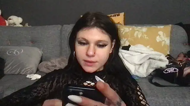 nekorori online show from March 7, 2025, 1:40 pm