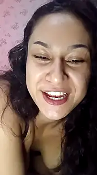 Snapshot of yummi__priv chatting on March 8, 2025, 5:38 am yummi priv online show from March 8, 2025, 5:38 am